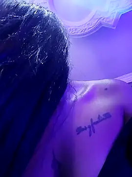 devi black13  online show from 02/05/25, 08:14