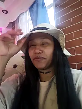 Snapshot of devi_black13_ chatting on 01/05/26, 10:35 devi black13 online show from 01/05/26, 10:35