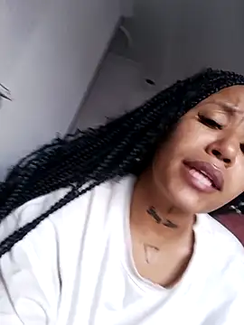 devi black13  online show from 03/03/25, 10:42