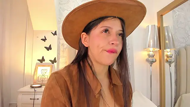 Foxy200   online show from 02/24/26, 07:59