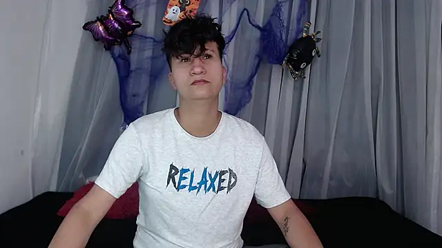 Im Milan Rs online show from 10/15/25, 03:16