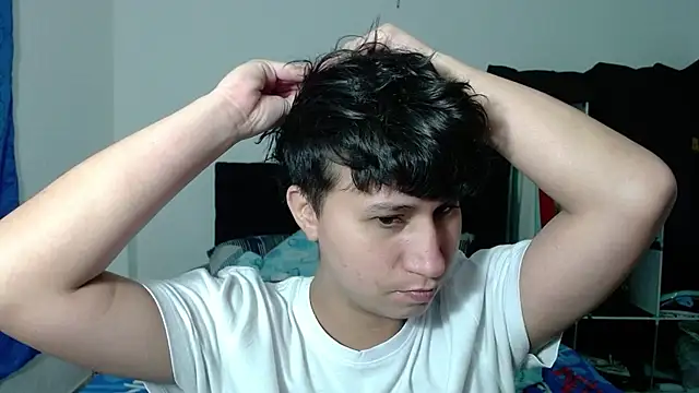 Snapshot of Im_Milan_Rs chatting on 02/01/26, 03:16 Im Milan Rs online show from 02/01/26, 03:16