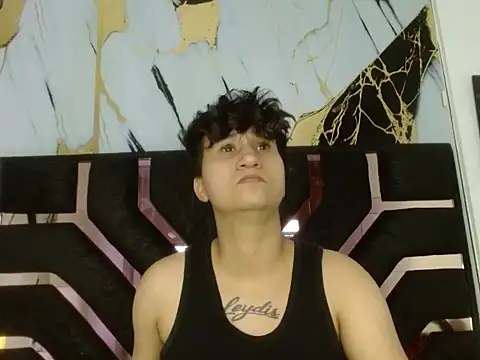 Im Milan Rs online show from 10/03/25, 02:59