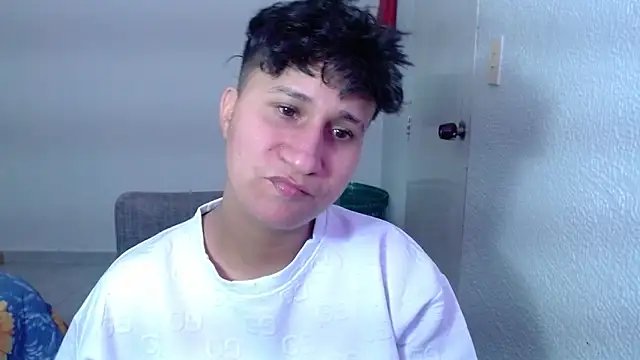 Snapshot of Im_Milan_Rs chatting on 02/11/26, 04:34 Im Milan Rs online show from 02/11/26, 04:34