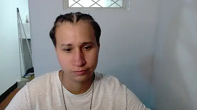 Snapshot of Im_Milan_Rs chatting on 06/23/26, 12:30 Im Milan Rs online show from 06/23/26, 12:30