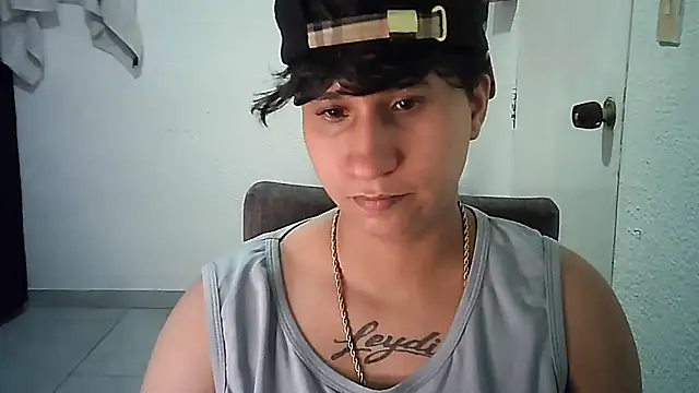 Im Milan Rs online show from 11/16/25, 01:10