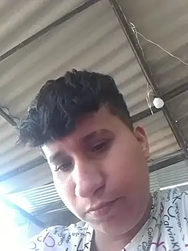 Snapshot of Im_Milan_Rs chatting on 01/12/26, 04:03 Im Milan Rs online show from 01/12/26, 04:03