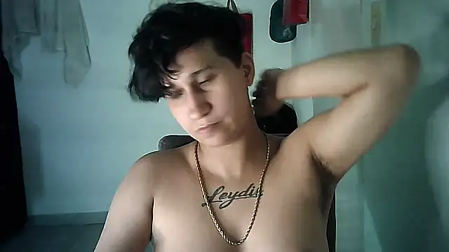 Im Milan Rs online show from 11/17/25, 03:10