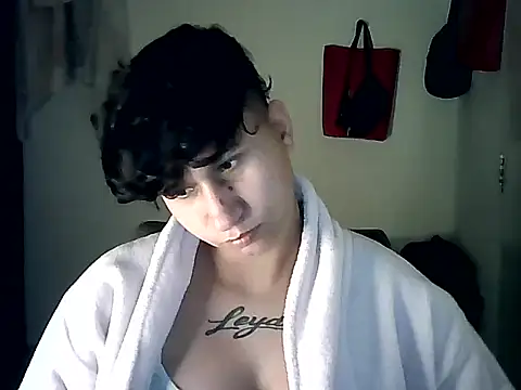 Im Milan Rs online show from 11/25/25, 01:33