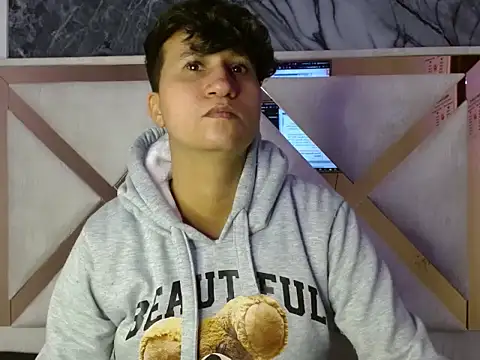 Im Milan Rs online show from 09/18/25, 02:36