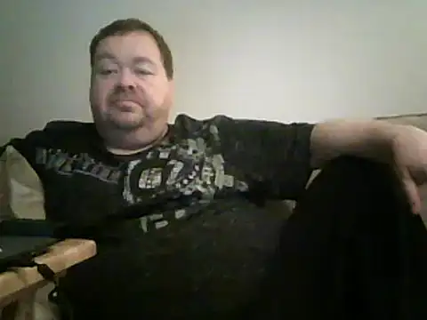 Snapshot of hitman_35 chatting on 01/10/25, 06:53 hitman 35 online show from 01/10/25, 06:53