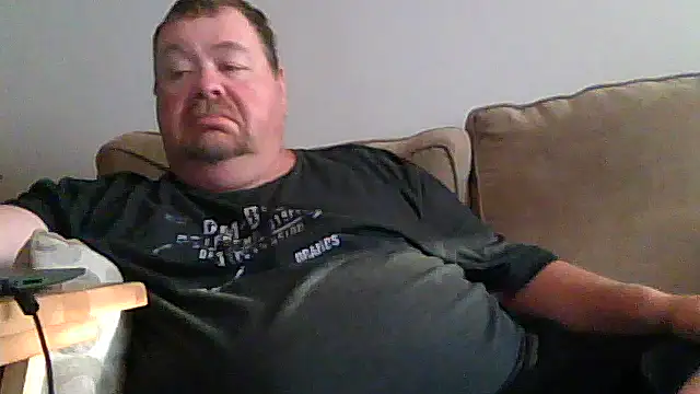 Snapshot of hitman_35 chatting on 07/10/26, 02:55 hitman 35 online show from 07/10/26, 02:55