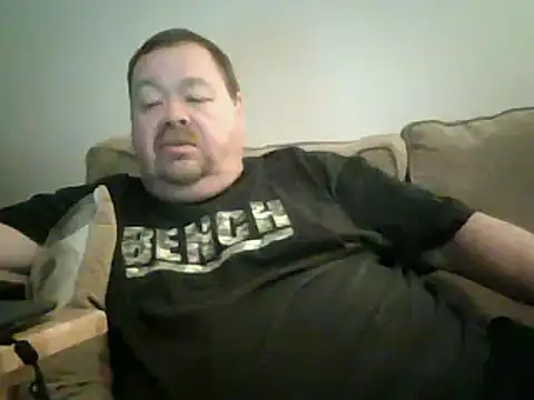 Snapshot of hitman_35 chatting on 12/16/24, 06:21 hitman 35 online show from 12/16/24, 06:21