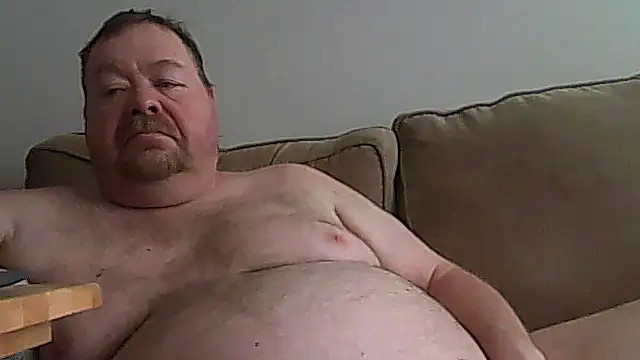 Snapshot of hitman_35 chatting on 06/26/26, 07:20 hitman 35 online show from 06/26/26, 07:20