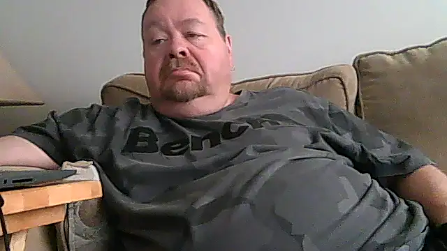 Snapshot of hitman_35 chatting on 06/09/26, 09:27 hitman 35 online show from 06/09/26, 09:27