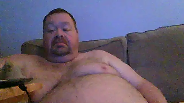 Snapshot of hitman_35 chatting on 06/12/26, 05:05 hitman 35 online show from 06/12/26, 05:05