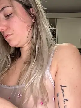 carlaaa online show from 02/10/26, 09:14