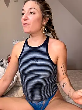 carlaaa online show from 10/08/25, 08:42