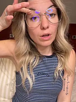 carlaaa online show from 04/30/26, 08:57