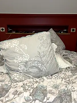 carlaaa online show from 12/18/25, 10:57