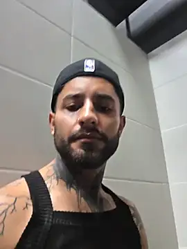 christangel 96  online show from 11/23/25, 08:52