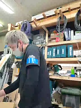 Snapshot of da--------i chatting on 03/23/25, 07:53 da--------i online show from 03/23/25, 07:53