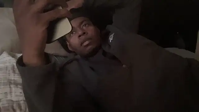 Snapshot of tokenkingtn chatting on 11/19/25, 02:06 tokenkingtn online show from 11/19/25, 02:06