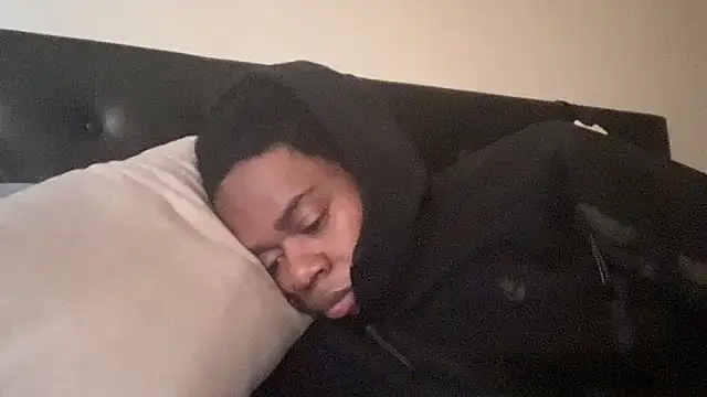 Snapshot of tokenkingtn chatting on 11/20/25, 01:34 tokenkingtn online show from 11/20/25, 01:34