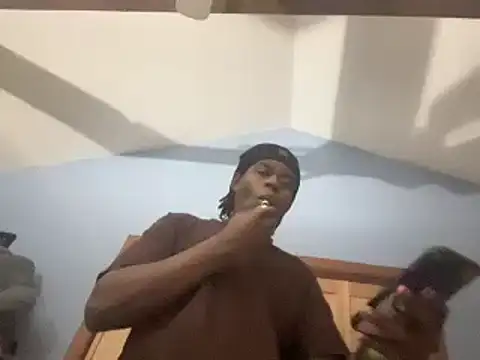 Snapshot of tokenkingtn chatting on 03/01/25, 06:11 tokenkingtn online show from 03/01/25, 06:11