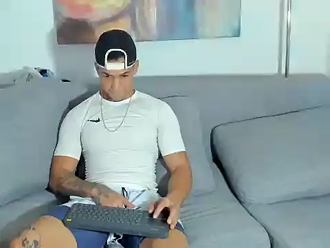 jhonconnor online show from 12/19/25, 03:32