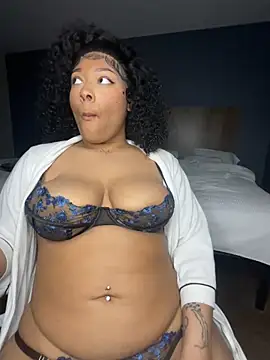 Snapshot of dvtbvby chatting on 02/28/25, 07:46 dvtbvby online show from 02/28/25, 07:46