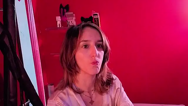 Ambar Roux  online show from 01/14/26, 02:31