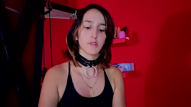 Ambar Roux  online show from 05/11/26, 04:04