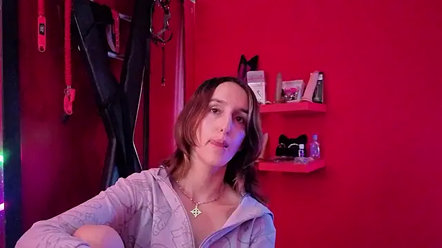 Ambar Roux  online show from 01/15/26, 04:21