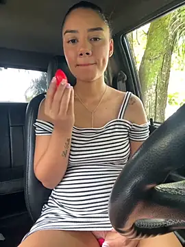  Luana online show from 11/07/25, 06:01