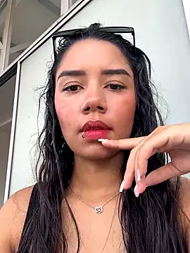  Luana online show from 12/16/25, 05:50