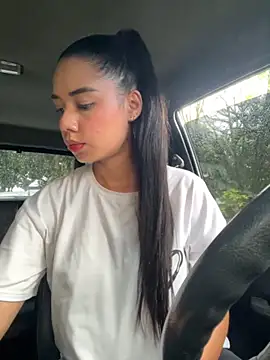  Luana online show from 11/14/25, 06:33