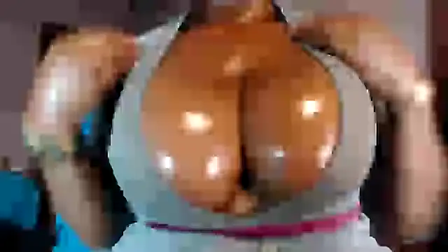 Snapshot of boobassymom chatting on 01/30/25, 10:41 boobassymom online show from 01/30/25, 10:41