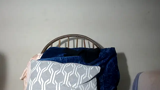Snapshot of boobassymom chatting on 02/06/25, 03:59 boobassymom online show from 02/06/25, 03:59