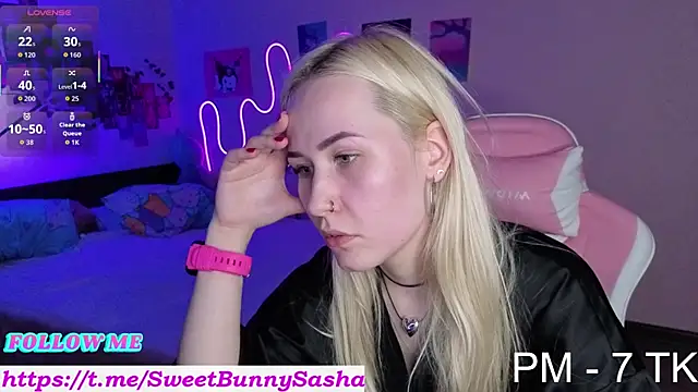 Snapshot of Bunny__of_love chatting on 11/04/25, 06:33 Bunny of love online show from 11/04/25, 06:33