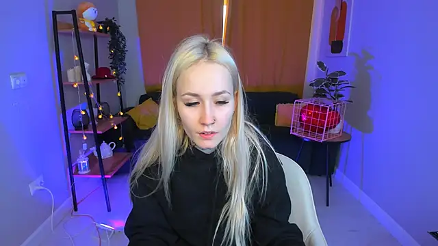 Snapshot of Bunny__of_love chatting on 03/07/25, 01:40 Bunny of love online show from 03/07/25, 01:40