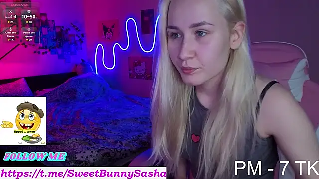 Snapshot of Bunny__of_love chatting on 10/09/25, 01:00 Bunny of love online show from 10/09/25, 01:00