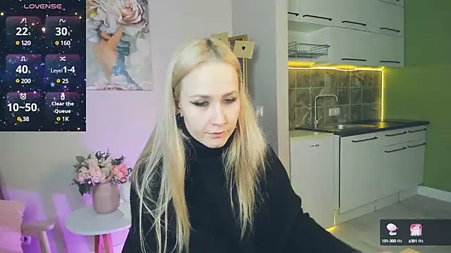 Snapshot of Bunny__of_love chatting on 02/15/25, 01:38 Bunny of love online show from 02/15/25, 01:38