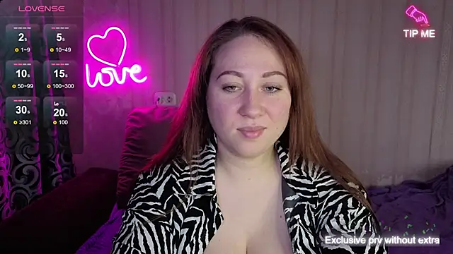 KellyCrystall online show from 11/07/25, 04:28