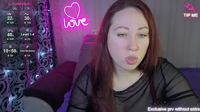 KellyCrystall online show from 12/20/25, 07:55