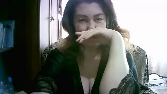 Snapshot of Madame-Butterfly chatting on 09/20/25, 11:04 Madame-Butterfly online show from 09/20/25, 11:04