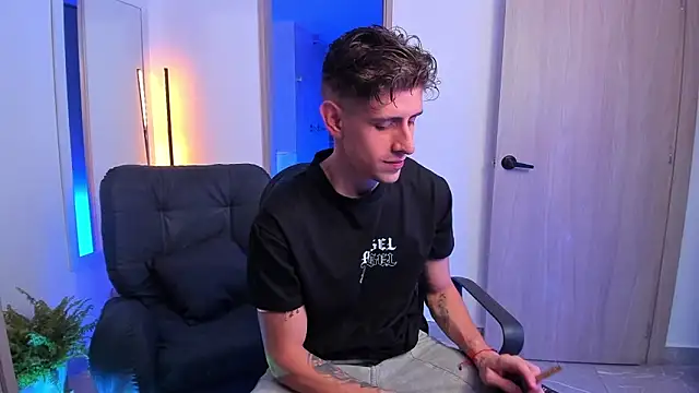 Jasperjoness online show from 01/11/25, 08:22