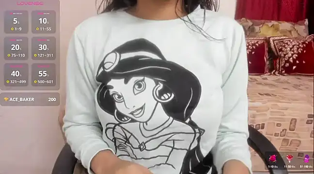 Snapshot of Reika_01 chatting on 12/06/24, 12:51 Reika 01 online show from 12/06/24, 12:51