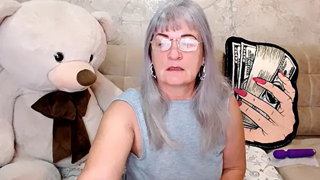 Snapshot of SiberiabBerry chatting on 11/03/25, 11:08 SiberiabBerry online show from 11/03/25, 11:08