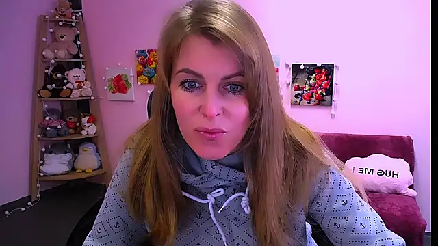 Hot Milady online show from 02/05/26, 07:37